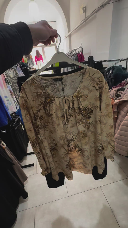 Compleu pantaloni si bluza R230